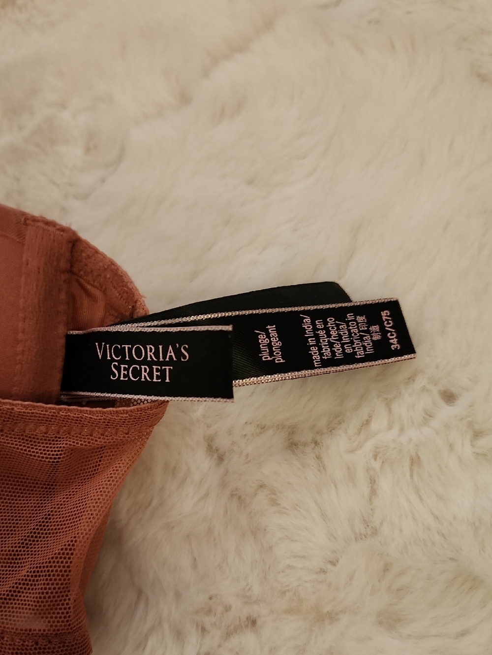 Victorias Secret Plunge Bra 34C - Picture 5 of 5